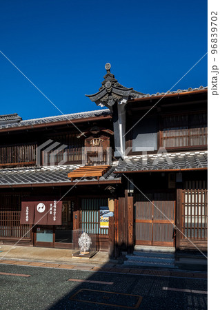 うだつの上がる町並み(岐阜県 美濃市) うだつの上がる町並み(岐阜県 美濃市) 96839702