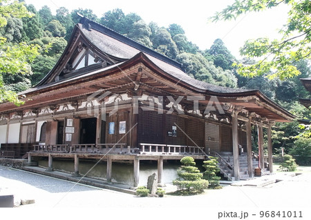 国宝本堂・西明寺・湖東三山【滋賀県犬上郡甲良町】 96841011