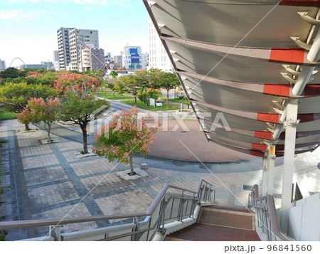 沖縄　那覇市おもろまち駅前11 96841560