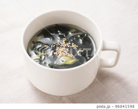 わかめスープ 96841598