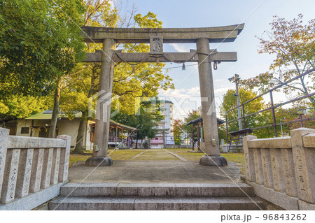浪速神社　鳥居（大阪府大阪市浪速区浪速西） 96843262