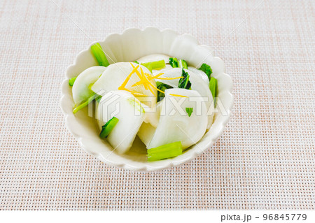 かぶの浅漬け 96845779