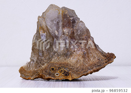quartz crystal geode 96859532