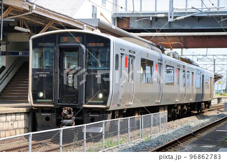 【JR九州】佐世保線肥前山口駅 817系 【JR九州】佐世保線肥前山口駅 817系 96862783