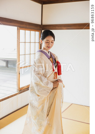 白無垢 色掛下 花嫁 白無垢 色掛下 花嫁 96863159