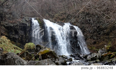 千ヶ滝　山梨県北杜市 96863248