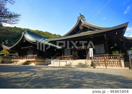 【岡山県】晴天の吉備津彦神社 96865808