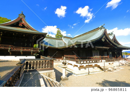 【岡山県】晴天の吉備津彦神社 【岡山県】晴天の吉備津彦神社 96865811