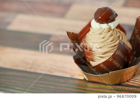 ケーキ　モンブラン 96870009