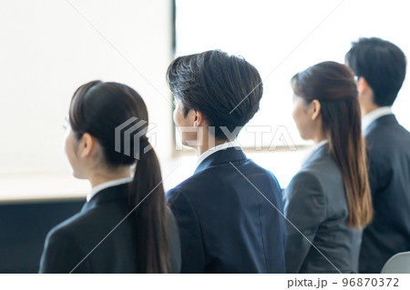 面接 就職活動 大学生 面接 就職活動 大学生 96870372