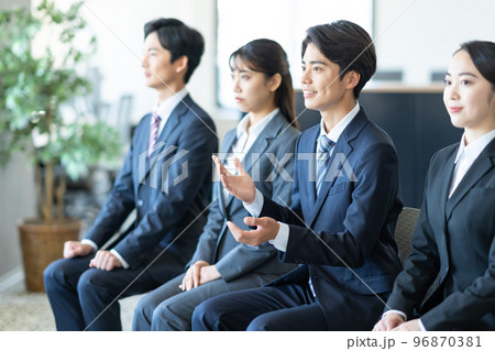 面接 就職活動 大学生 面接 就職活動 大学生 96870381