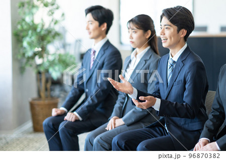 面接 就職活動 大学生 面接 就職活動 大学生 96870382