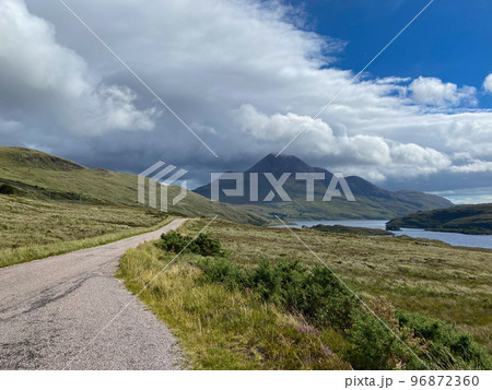 On the road along the Loch Lurgainn, Scottland. 96872360