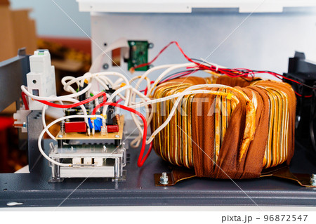 Internal device of electrical appliance, voltage stabilizer. copper transformer. Internal device of electrical appliance, voltage stabilizer. copper transformer. 96872547