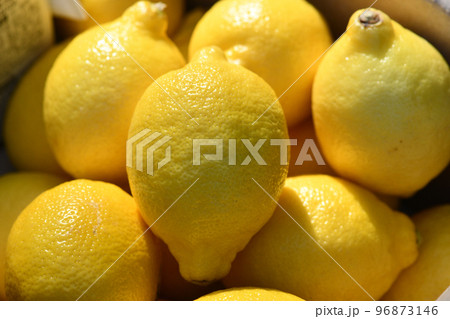 food citrus fruits yellow lemon fruit foodstuff citron  fresh sweet 96873146