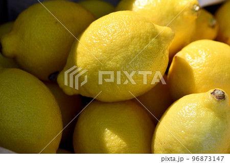 food citrus fruits yellow lemon fruit foodstuff citron fresh sweet food citrus fruits yellow lemon fruit foodstuff citron fresh sweet 96873147