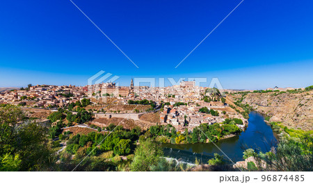 スペイン　世界遺産　古都トレド 96874485