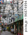 東急線蒲田駅ガード下の風景 96874994