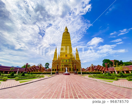 Wat MahaThat Wachira mongkol in Krabi, Thailand 96878570