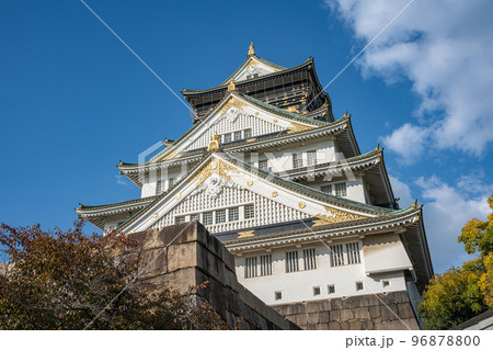 【秋の大阪城公園】大阪城天守閣 【秋の大阪城公園】大阪城天守閣 96878800