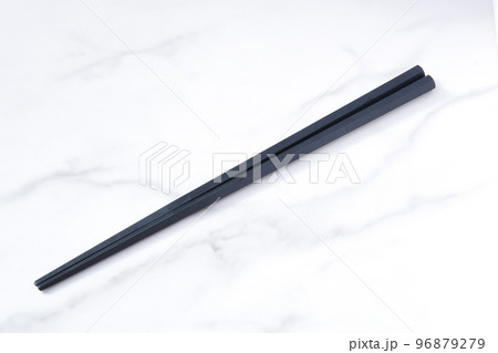 黒いお箸 96879279