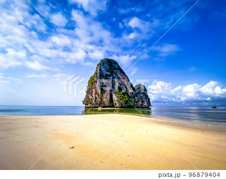 Restaurant in Railay beach in Krabi, Thailand 96879404