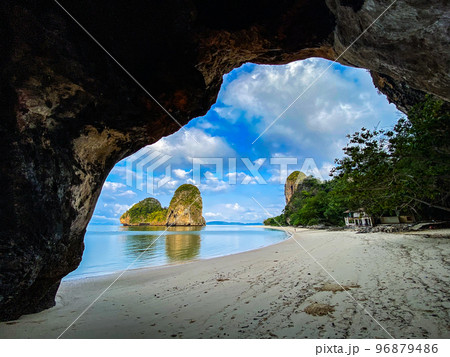 Railay and Phra nang Cave Beach in Krabi, Thailand Railay and Phra nang Cave Beach in Krabi, Thailand 96879486