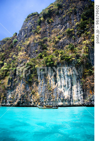 Phi Phi Leh Lagoon by boat in Koh Phi Phi Leh island, Krabi, Thailand 96879602
