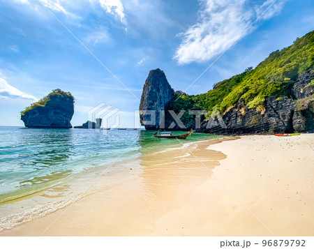 Aerial view of Nui beach in koh Phi Phi Don island, in Krabi, Thailand Aerial view of Nui beach in koh Phi Phi Don island, in Krabi, Thailand 96879792