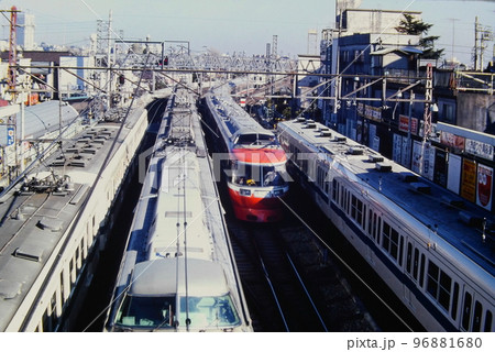 1980年の小田急・東北沢駅、デビュー3日目のLSE、1980年12月29日、コダクローム64 96881680