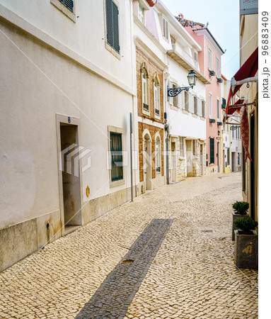 Street in Cascais 96883409