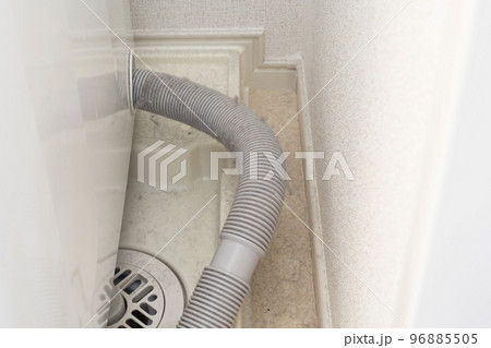 洗濯機の排水溝の汚れ 96885505