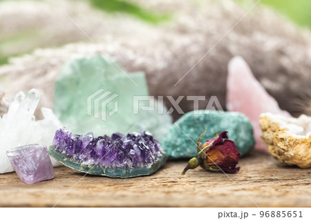Stones and minerals set up for healing therapy Stones and minerals set up for healing therapy 96885651