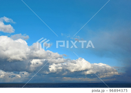 冬の雲 96894375