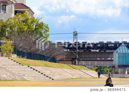 阪急今津線鉄橋 96899471