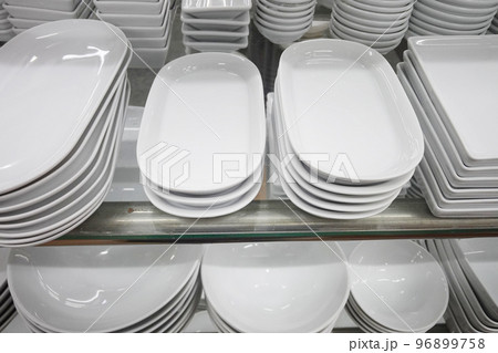 Stacked plates Stacked plates 96899758