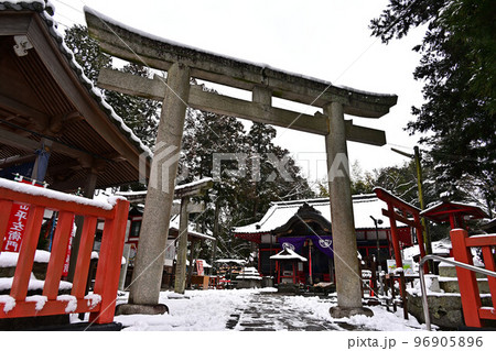 冬の王地山まけきらい稲荷 冬の王地山まけきらい稲荷 96905896