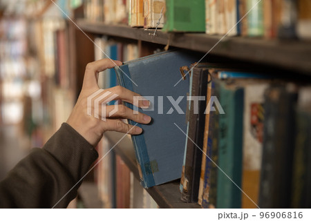 本を探す 本を探す 96906816