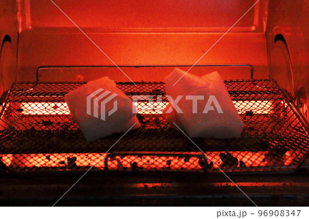 焼き餅はオーブントースターでお手軽に 96908347