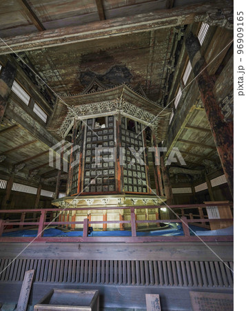 天台寺門宗総本山 三井寺(園城寺) 一切経蔵 天台寺門宗総本山 三井寺(園城寺) 一切経蔵 96909165