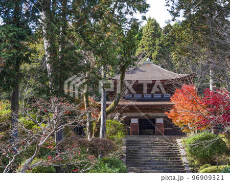 天台寺門宗総本山　三井寺（園城寺）　一切経蔵 96909321