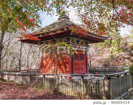 天台寺門宗総本山 三井寺(園城寺)毘沙門堂 天台寺門宗総本山 三井寺(園城寺)毘沙門堂 96909334