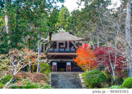 天台寺門宗総本山 三井寺(園城寺) 一切経蔵 天台寺門宗総本山 三井寺(園城寺) 一切経蔵 96909363