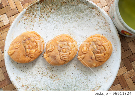 和菓子　たい焼きのお饅頭 96911324