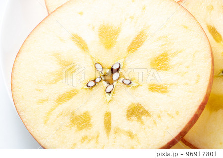 横向き林檎 山口島そだち・徳佐林檎 8本《HFY-02C》｜公式ホシフルーツ通販