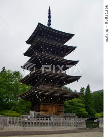 定義如来　西方寺　五重塔 96921266