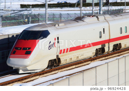 冬の東北新幹線：East-i（電気軌道総合試験車） 96924428