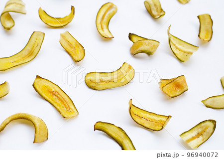 Green banana chips with peel 96940072