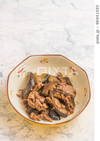 牛肉と茄子の味噌炒め 牛肉と茄子の味噌炒め 96941095