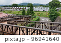 橋の上から見るろまんてぃっくの草文字 96941640
